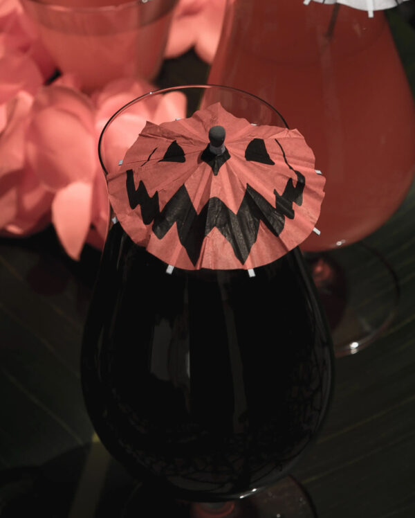 Spooky Pumpkin Cocktailschirmchen 15 St. für